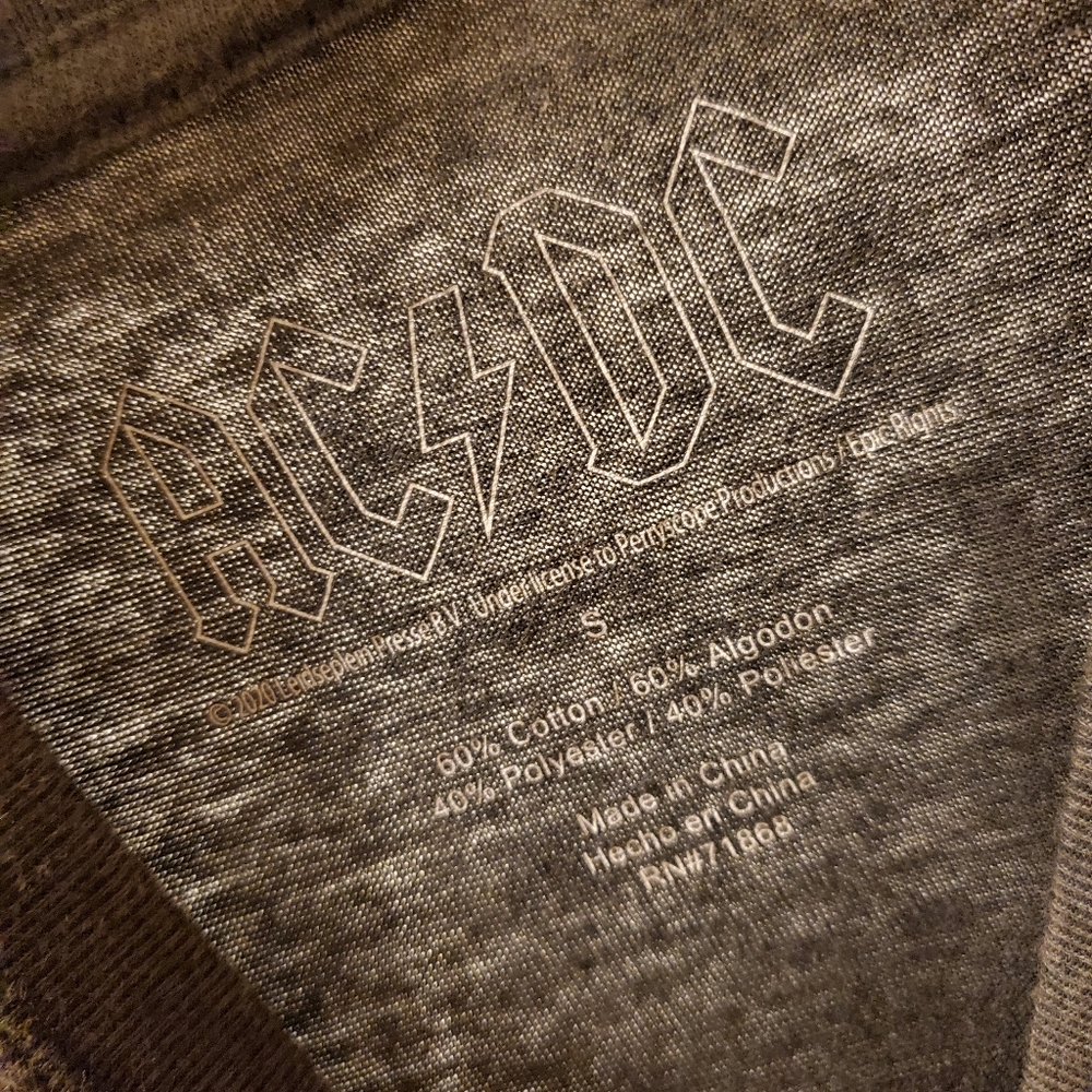 ACDC Shirt - Picture 2 of 4
